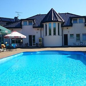 Brydar with Sauna, Swimming Pool&Jacuzzi
